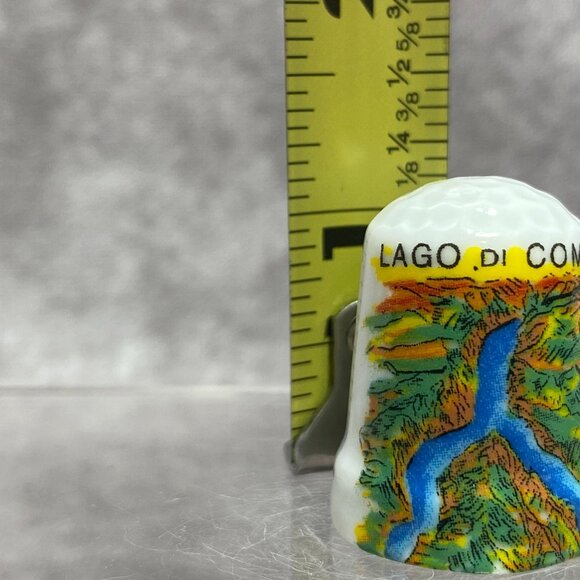 Lago Di Como Italy Souvenir Porcelain Thimble With Colorful Scenic Design - Picture 10 of 10